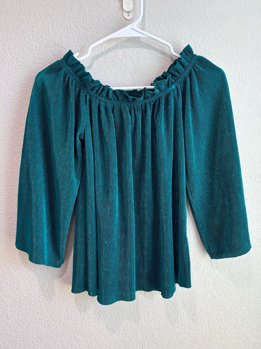 J.O.A. Just One Answer Teal Turquoise Plisse Pleated Off The Shoulder Blouse XS